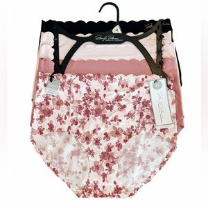 Marilyn Monroe 5-PK No-Show Panties